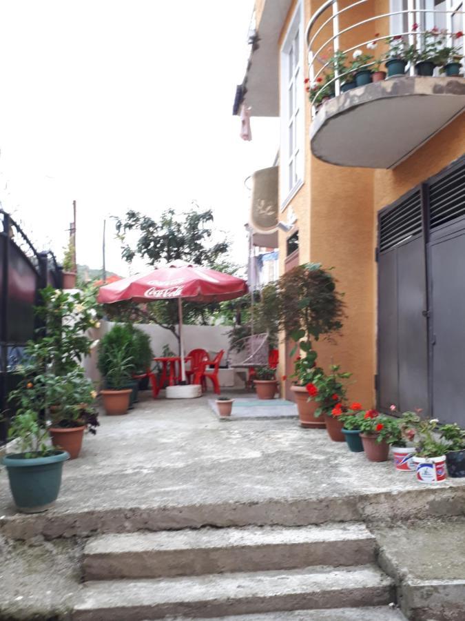 Home Batumi Exterior photo